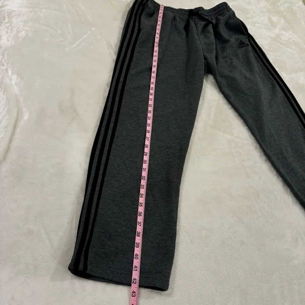 Adidas men’s lounge sweatpants with three stripe grey and black size XL - Picture 9 of 9